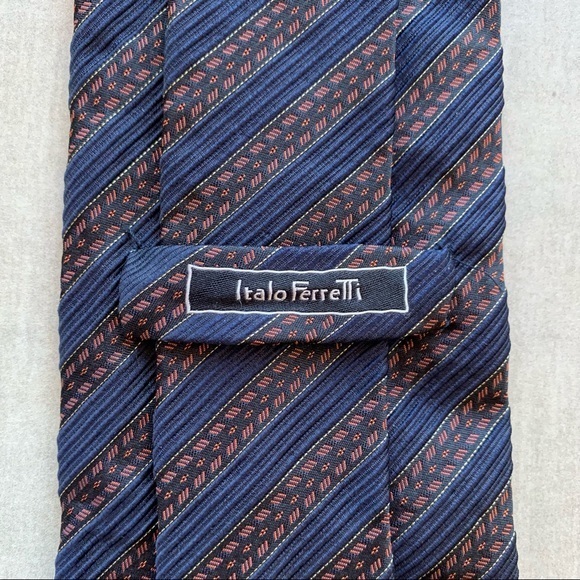 Italo Ferretti Hand Made Textured Silk Tie - Picture 1 of 7
